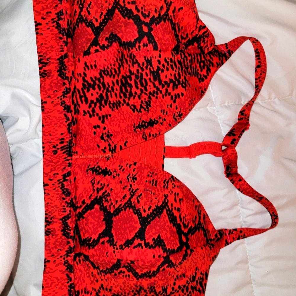 Ivy Park sports bra